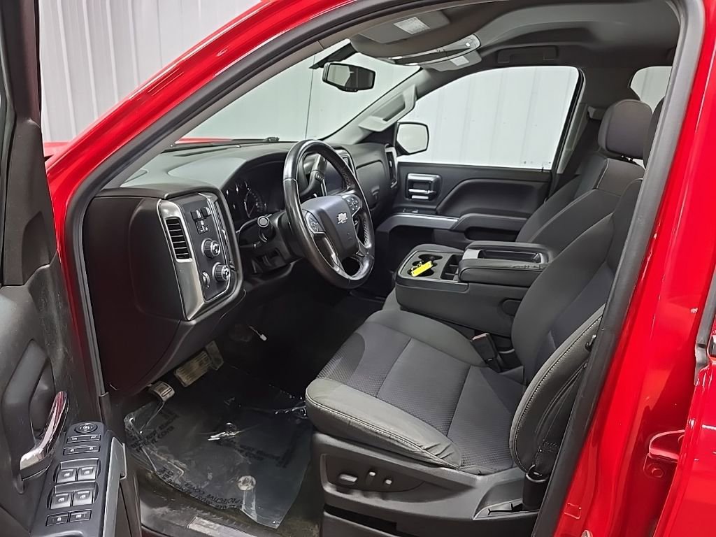 Used 2018 Chevrolet Silverado 1500 LT w/ All Star Edition image 28