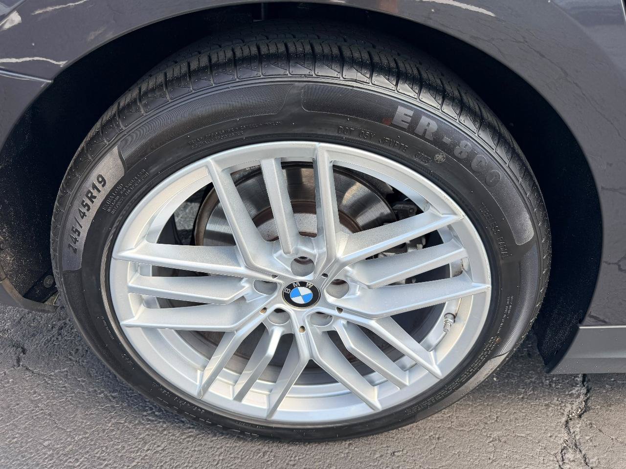 Used 2025 BMW 530i RWD image 15
