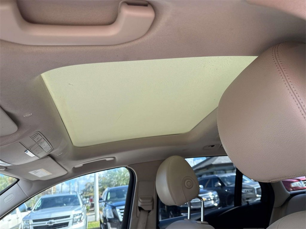 Used 2020 Mercedes-Benz GLC 300 w/ Multimedia Package image 19