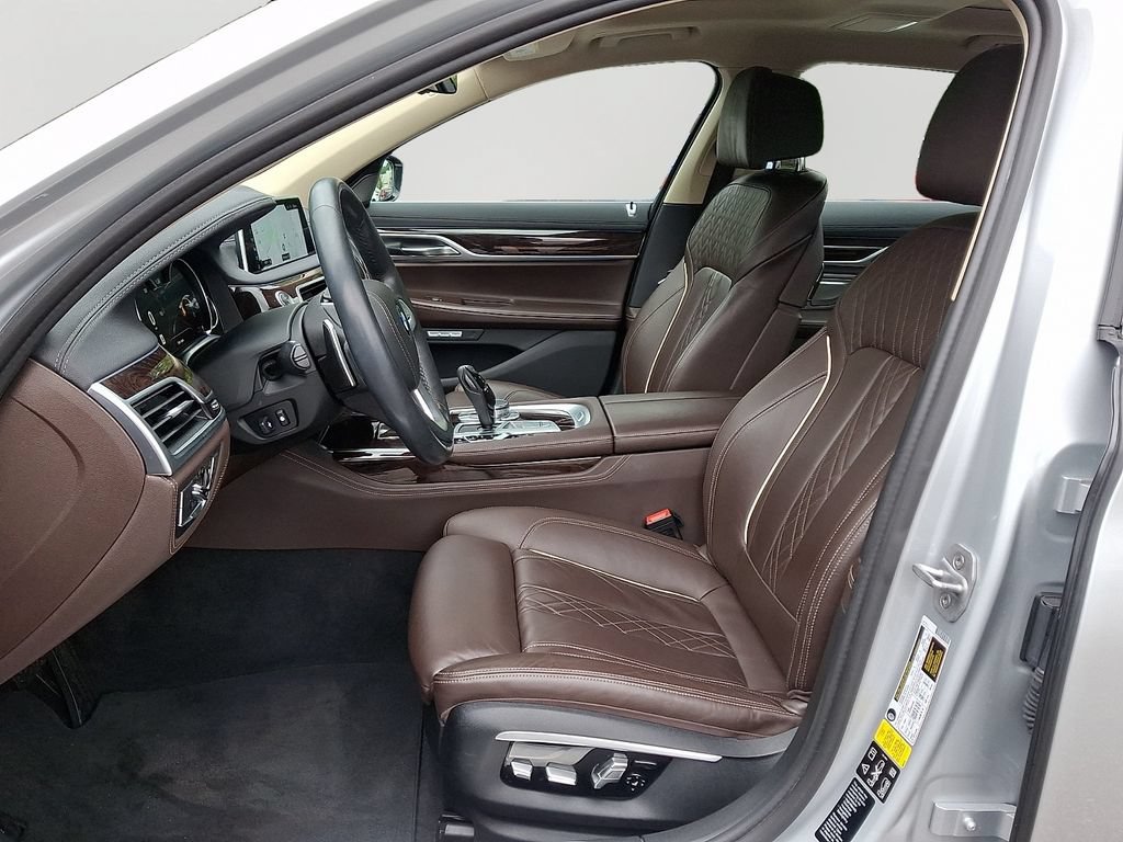 Used 2016 BMW 750i xDrive AWD/4WD image 14