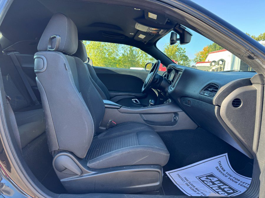 Used 2019 Dodge Challenger SXT w/ Cold Weather Group image 17