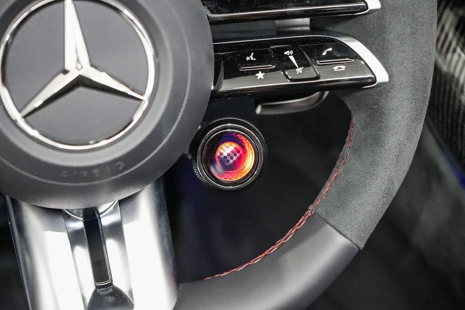 New 2025 Mercedes-Benz SL 63 AMG S e Performance 4MATIC image 38