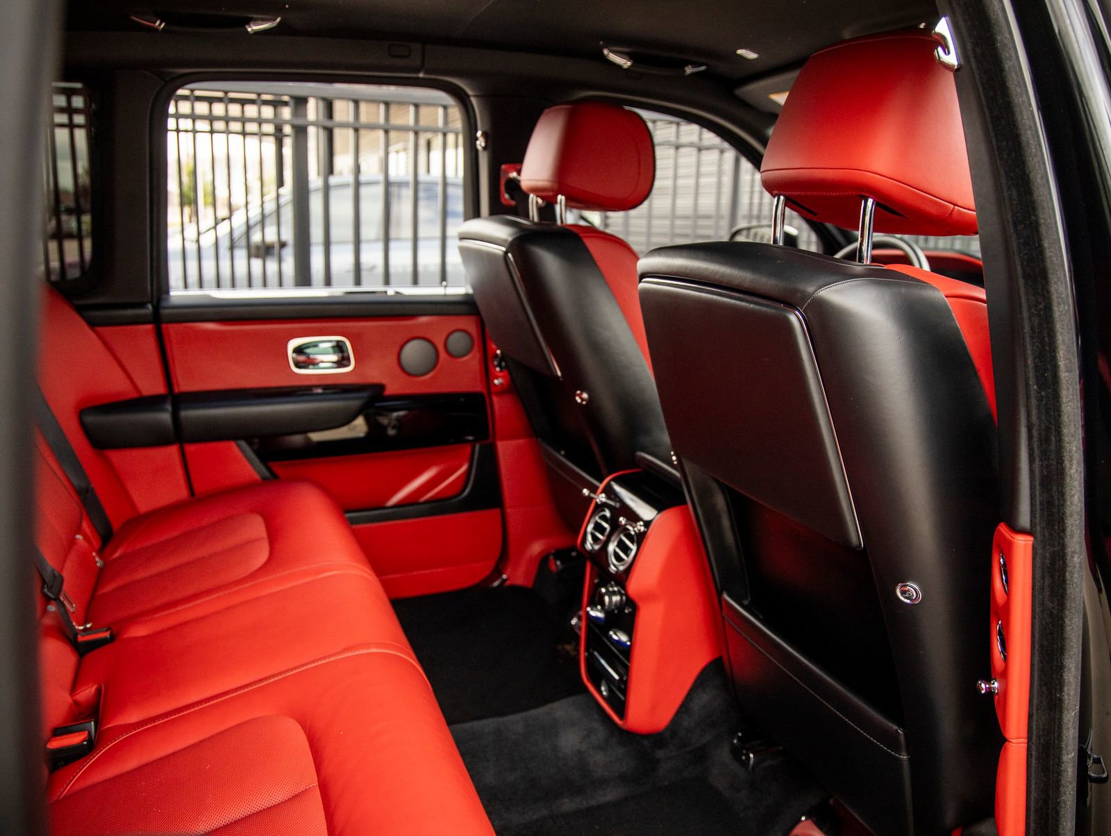 Certified 2021 Rolls-Royce Cullinan image 44