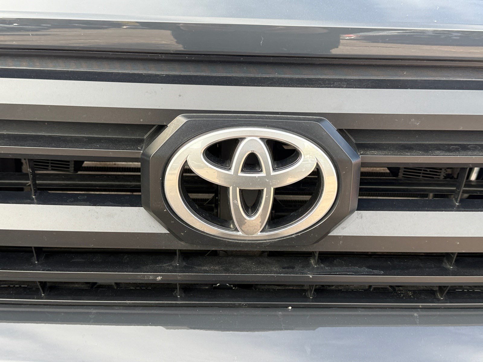 Certified 2025 Toyota Tacoma SR AWD/4WD image 22