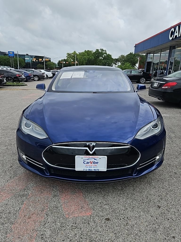 Used 2015 Tesla Model S 85D image 2