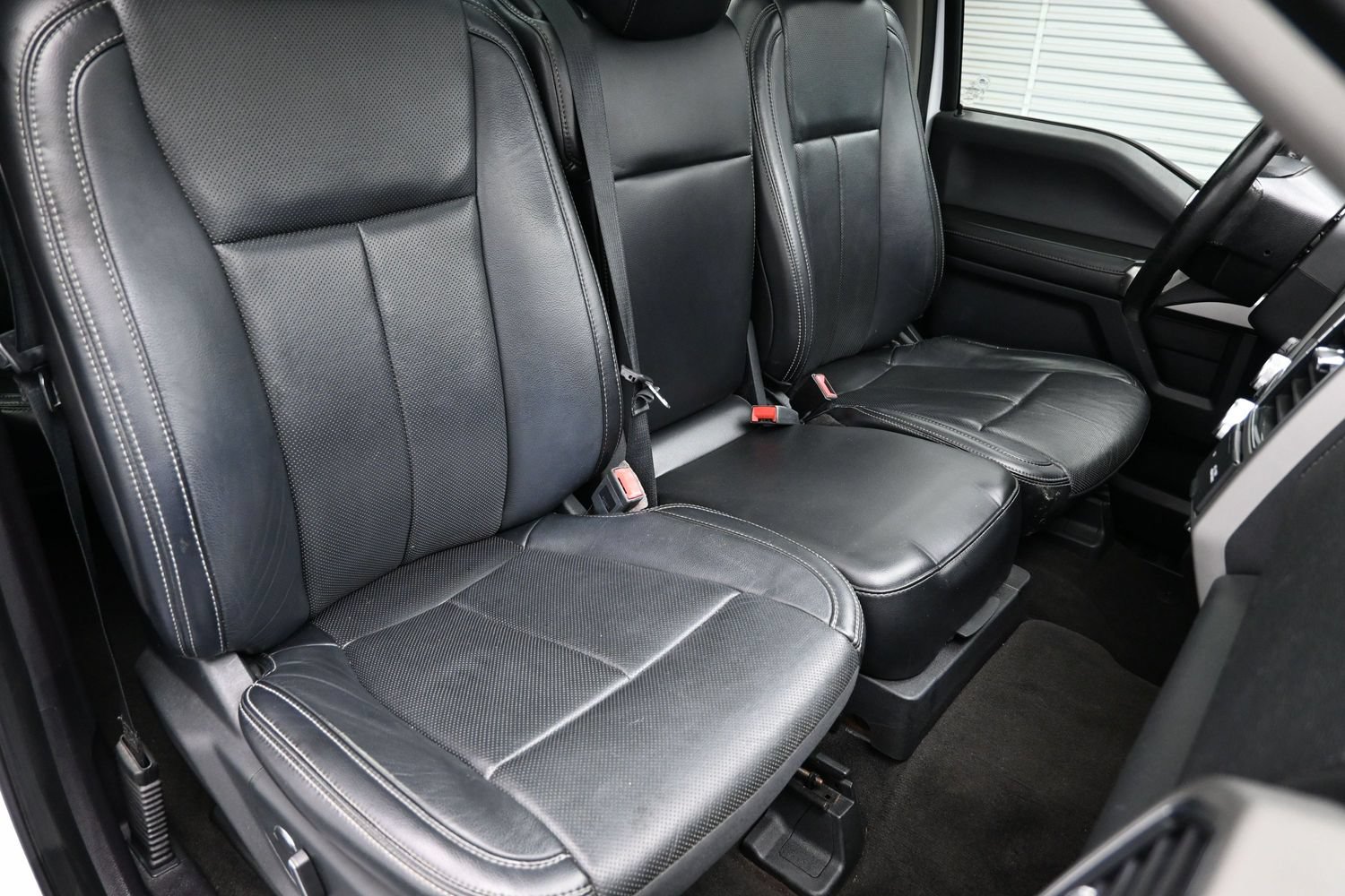 Used 2018 Ford F150 Lariat RWD image 42