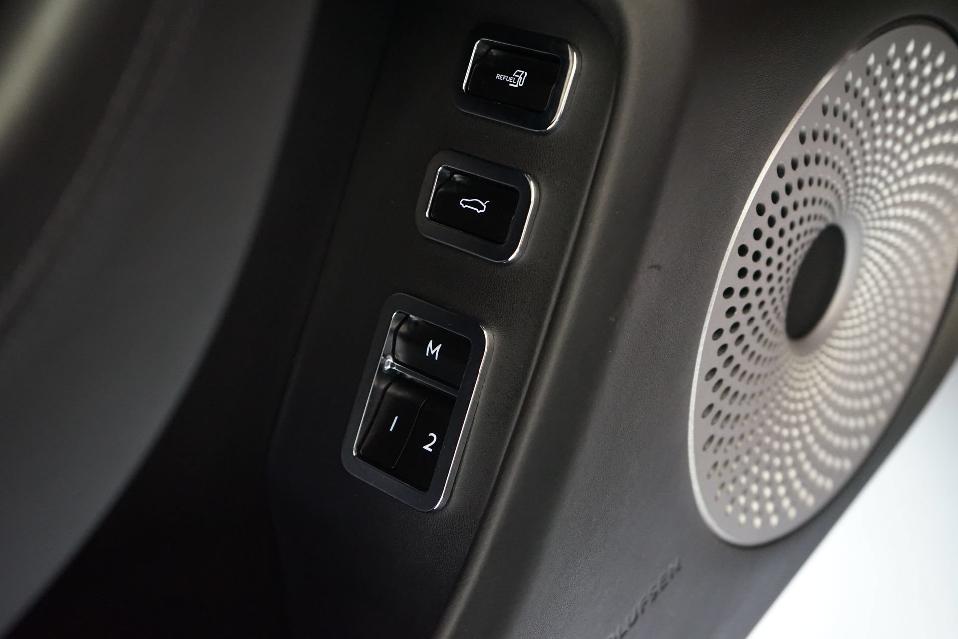 Used 2022 Bentley Flying Spur Plug-In Hybrid AWD/4WD image 30