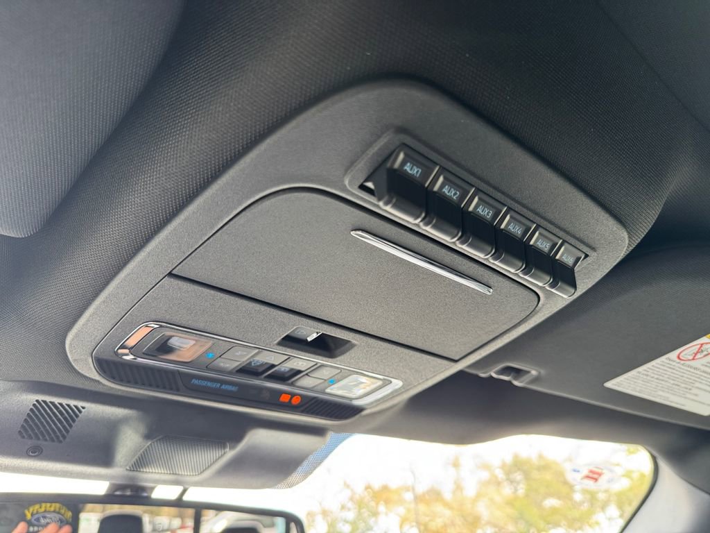 New 2026 Ford F250 Platinum image 38