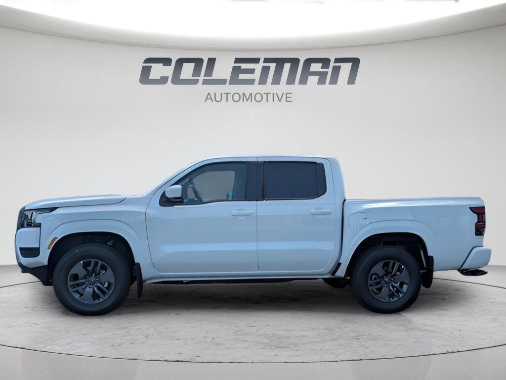 Used 2025 Nissan Frontier SV AWD/4WD image 6