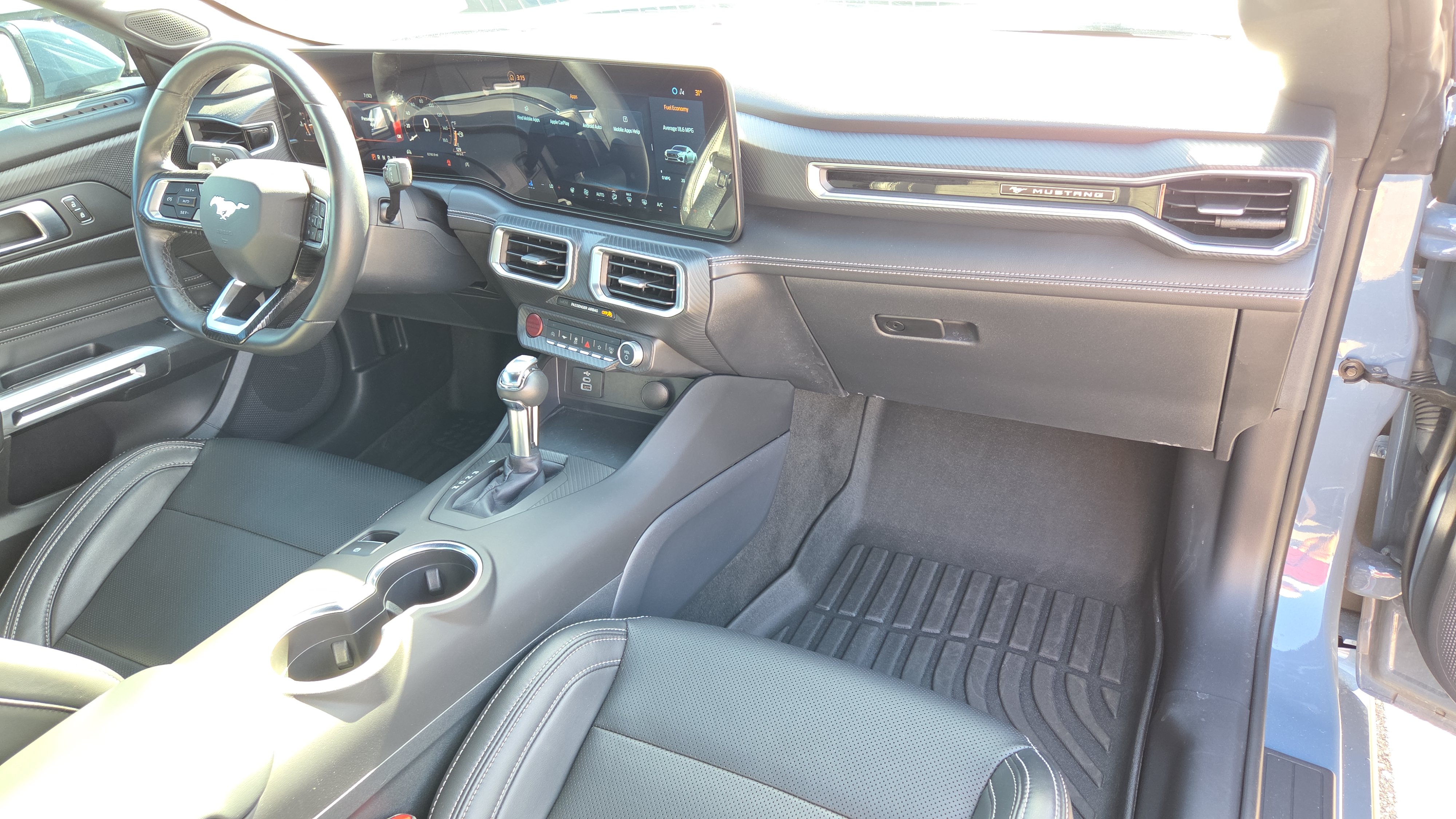 Used 2025 Ford Mustang GT Premium RWD image 14