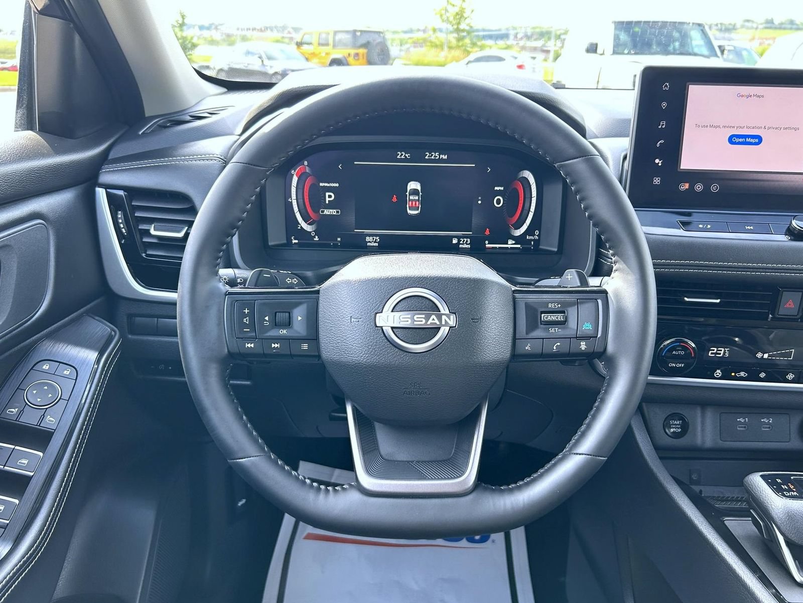 Used 2025 Nissan Rogue SL AWD/4WD image 11