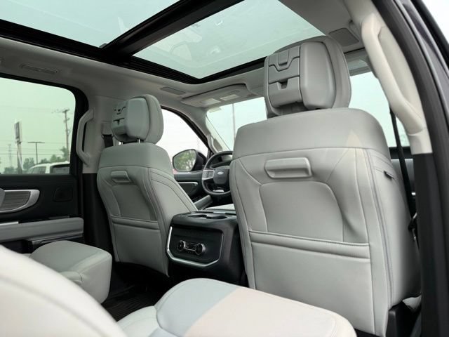 New 2027 Ford Expedition Platinum AWD/4WD image 24
