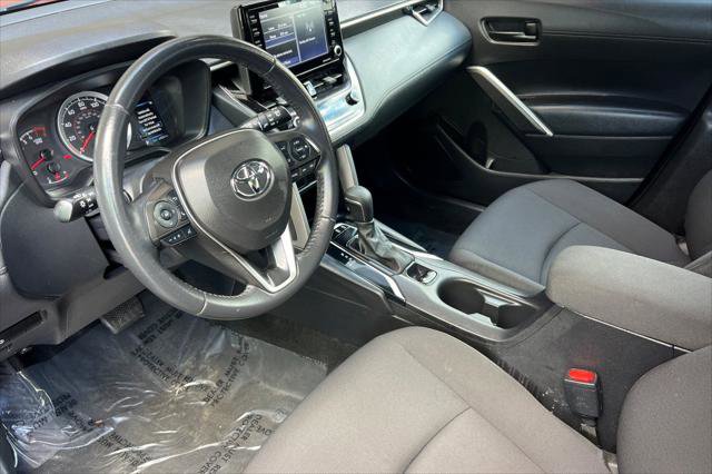 Certified 2022 Toyota Corolla Cross LE FWD image 11