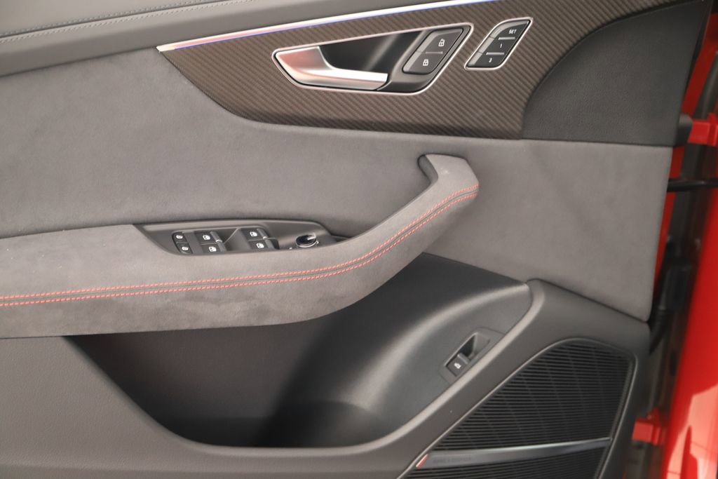 New 2026 Audi RS Q8 performance image 23