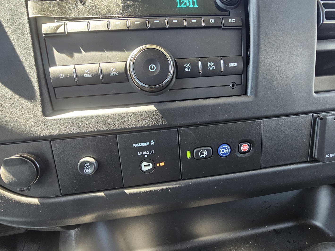 New 2024 Chevrolet Express 2500 w/ Driver Convenience Package RWD image 19