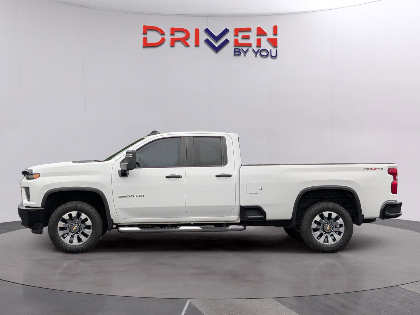 Used 2023 Chevrolet Silverado 2500 Custom w/ Gooseneck/5TH Wheel Package AWD/4WD image 2