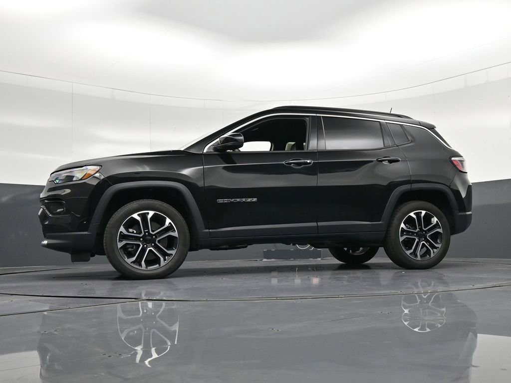Used 2023 Jeep Compass Limited AWD/4WD image 35