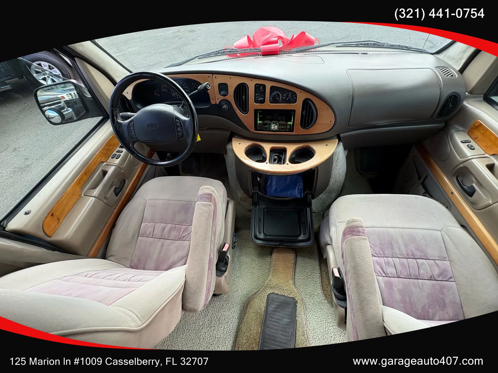 Used 1999 Ford E-150 and Econoline 150 RWD image 10