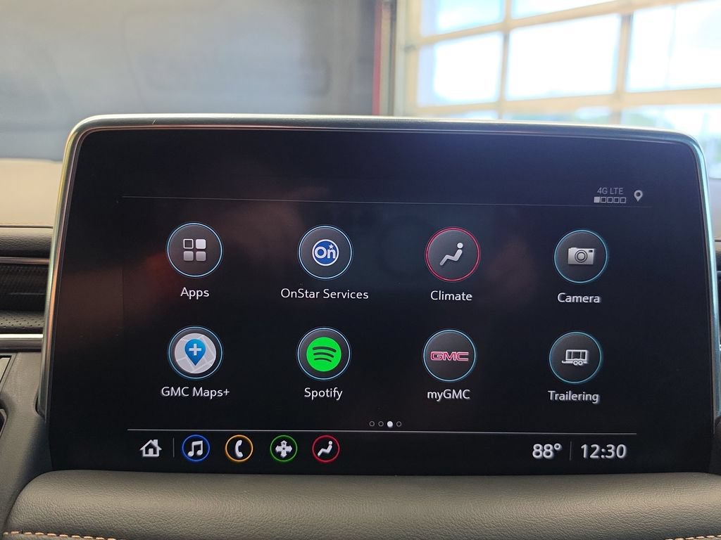 Used 2021 GMC Yukon AT4 w/ LPO, Illumination Package AWD/4WD image 24