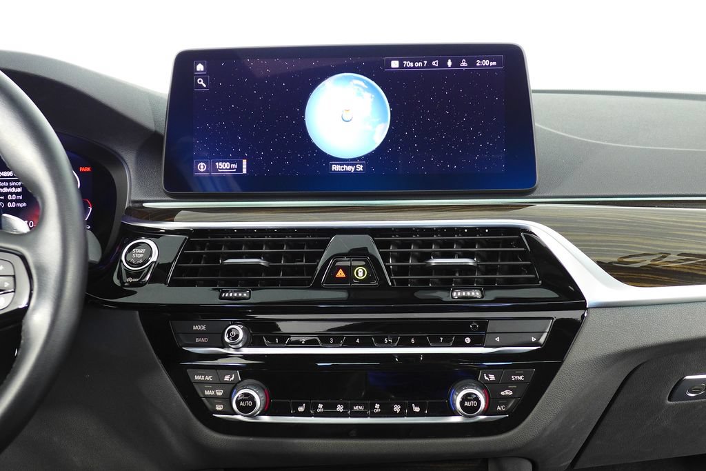 Used 2023 BMW 530i w/ Convenience Package RWD image 26