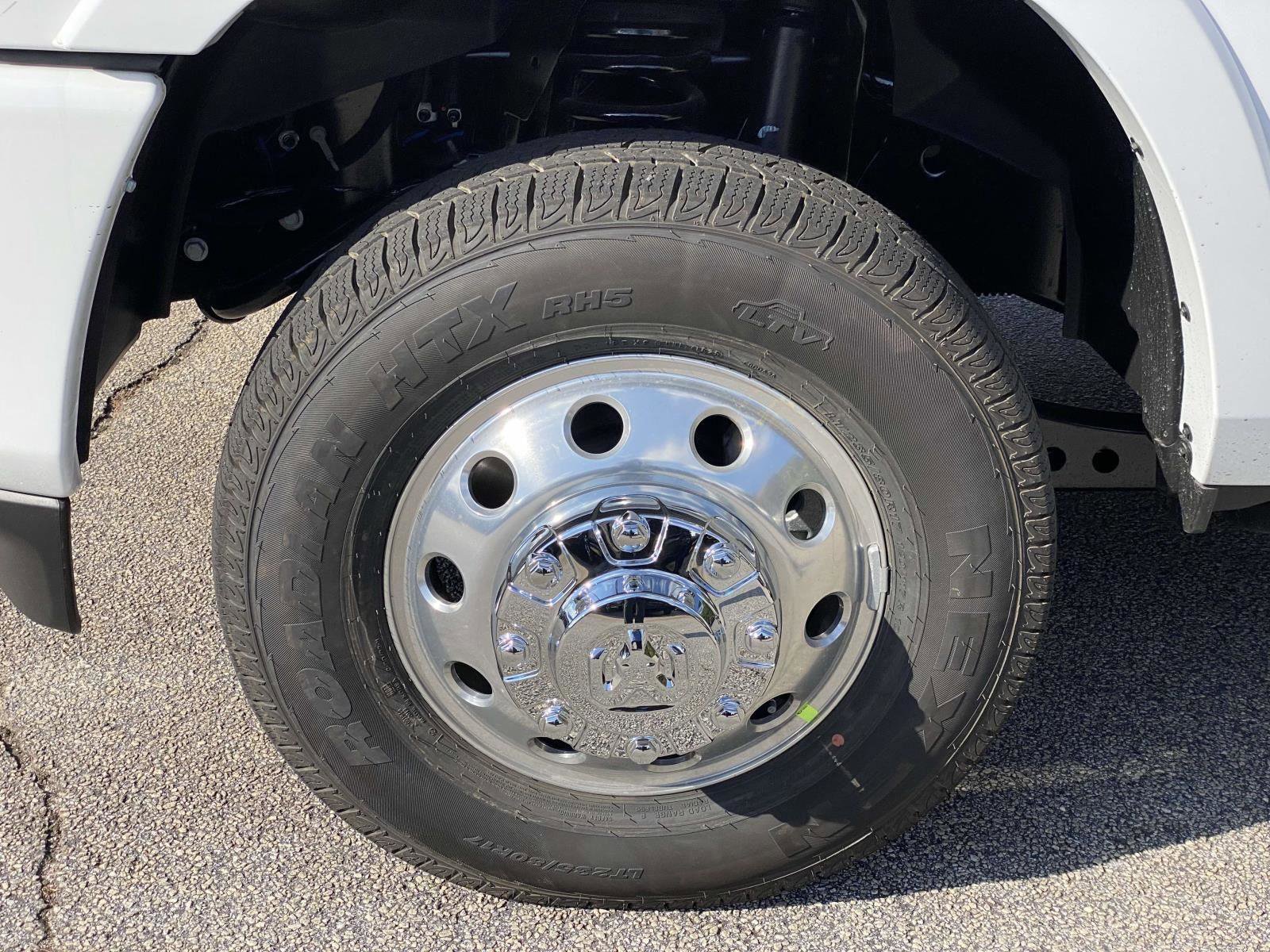 New 2026 RAM 3500 Longhorn image 14