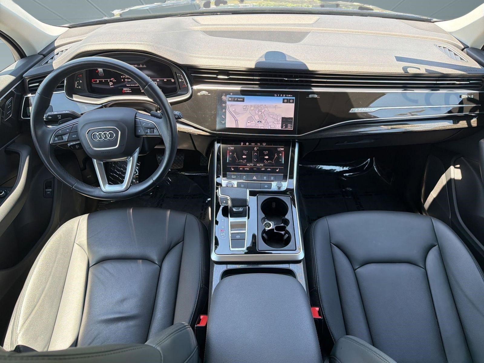 Used 2023 Audi Q7 2.0T Premium w/ Convenience Package AWD/4WD image 16