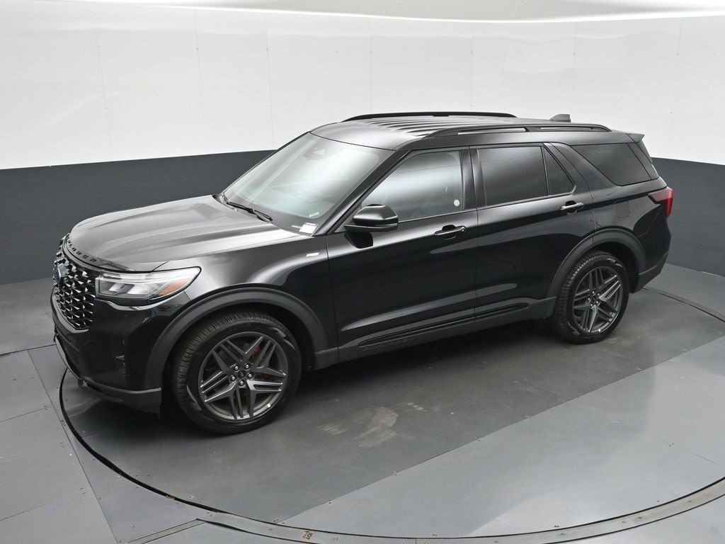 Used 2025 Ford Explorer ST-Line w/ ST-Line Street Pack image 22