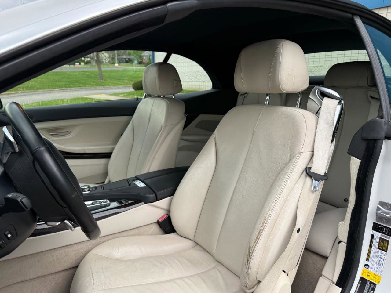 Used 2013 BMW 640i Convertible image 20