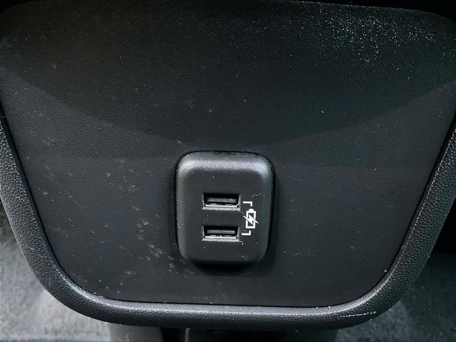 Used 2023 Chevrolet Equinox LT AWD/4WD image 28