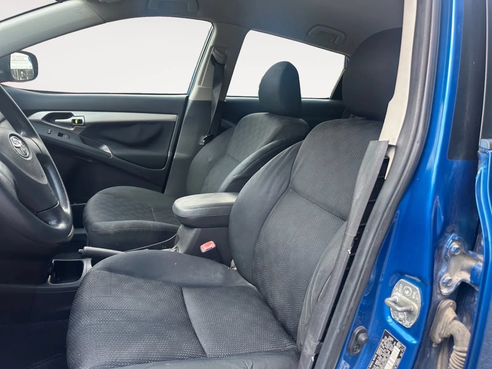 Used 2009 Toyota Matrix FWD image 5