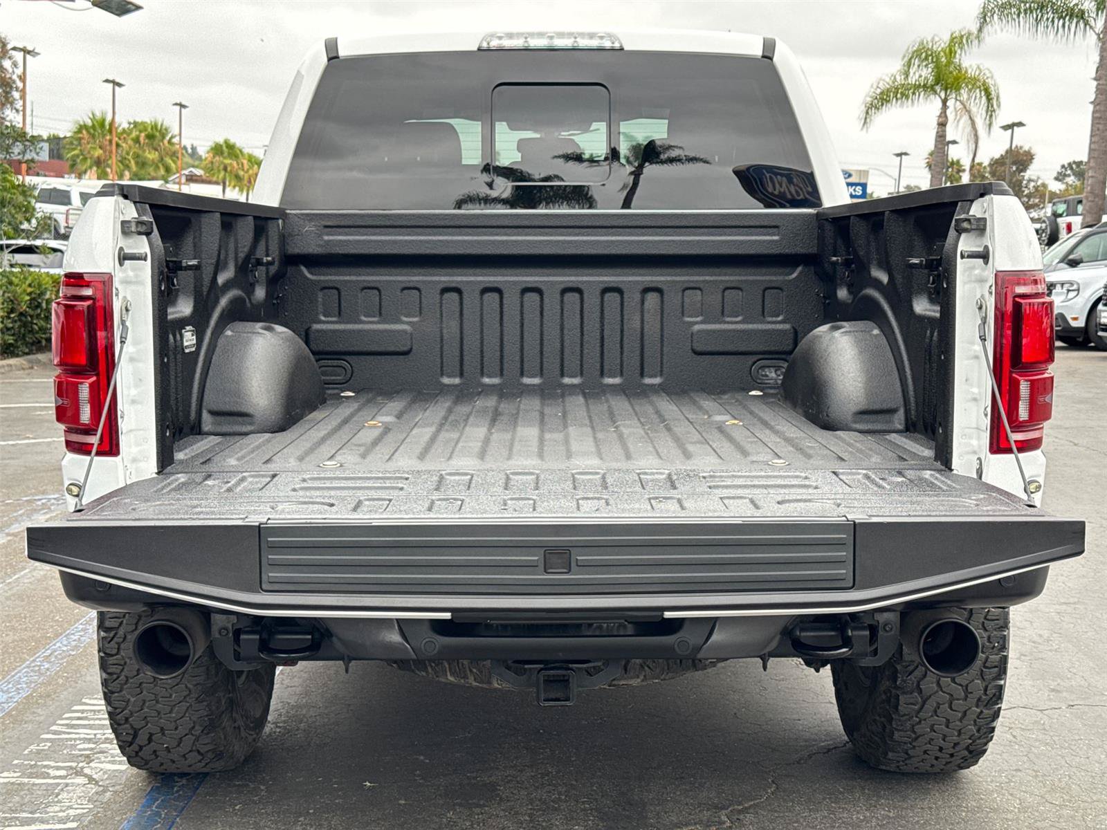 Used 2020 Ford F150 Raptor w/ Equipment Group 801A Mid AWD/4WD image 12