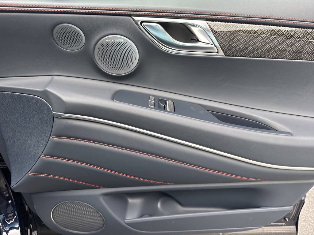 New 2026 Genesis GV80 3.5T e-SC AWD/4WD image 14