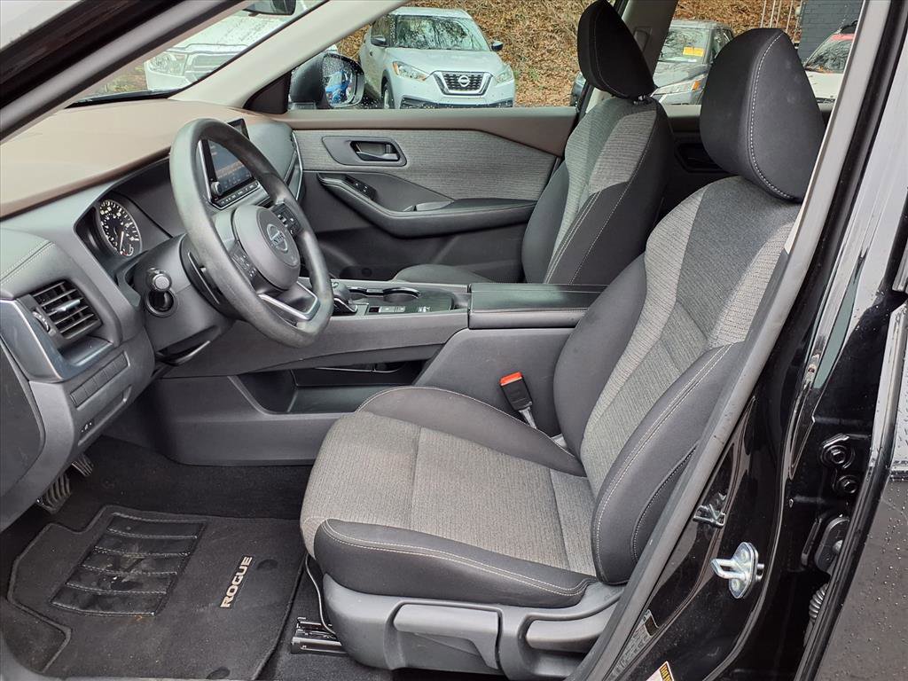 Used 2021 Nissan Rogue S image 11