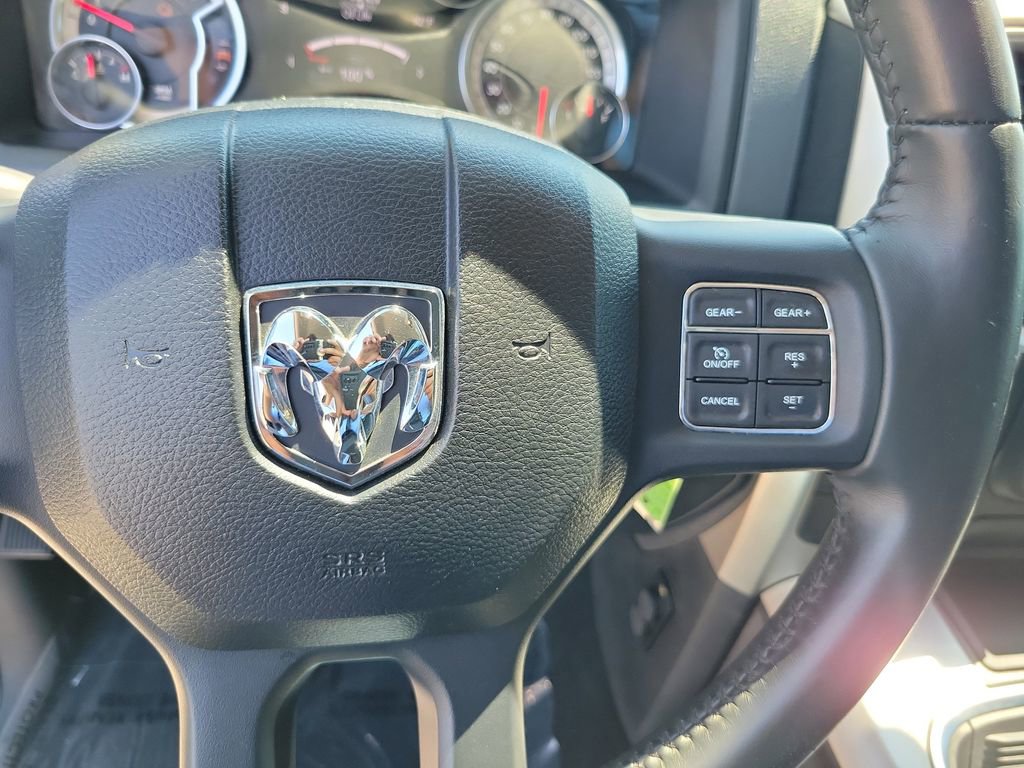 Used 2017 RAM 1500 Big Horn RWD image 25