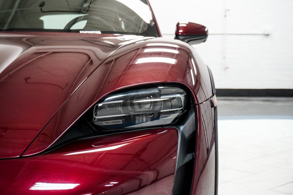 Used 2022 Porsche Taycan 4 Cross Turismo image 15