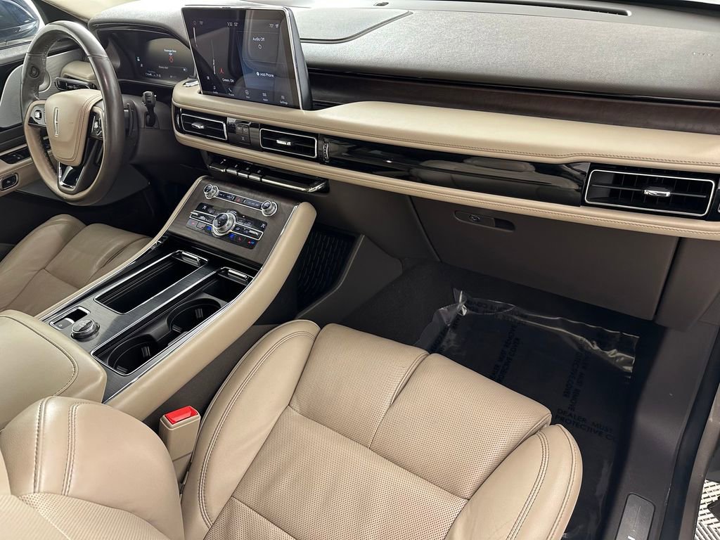 Used 2020 Lincoln Aviator Reserve w/ Equipment Group 202A image 21
