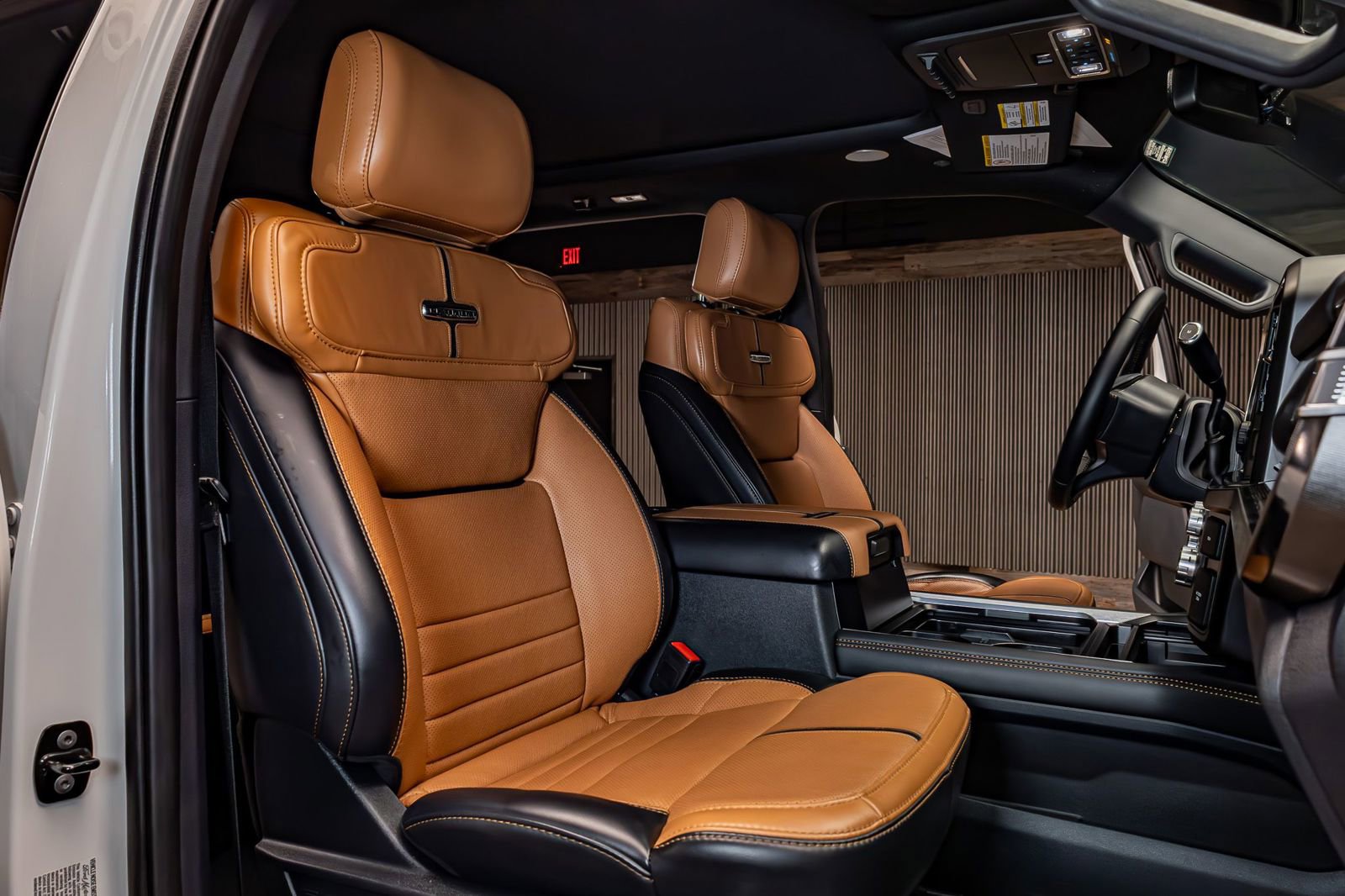 Used 2024 Ford F350 Platinum image 27