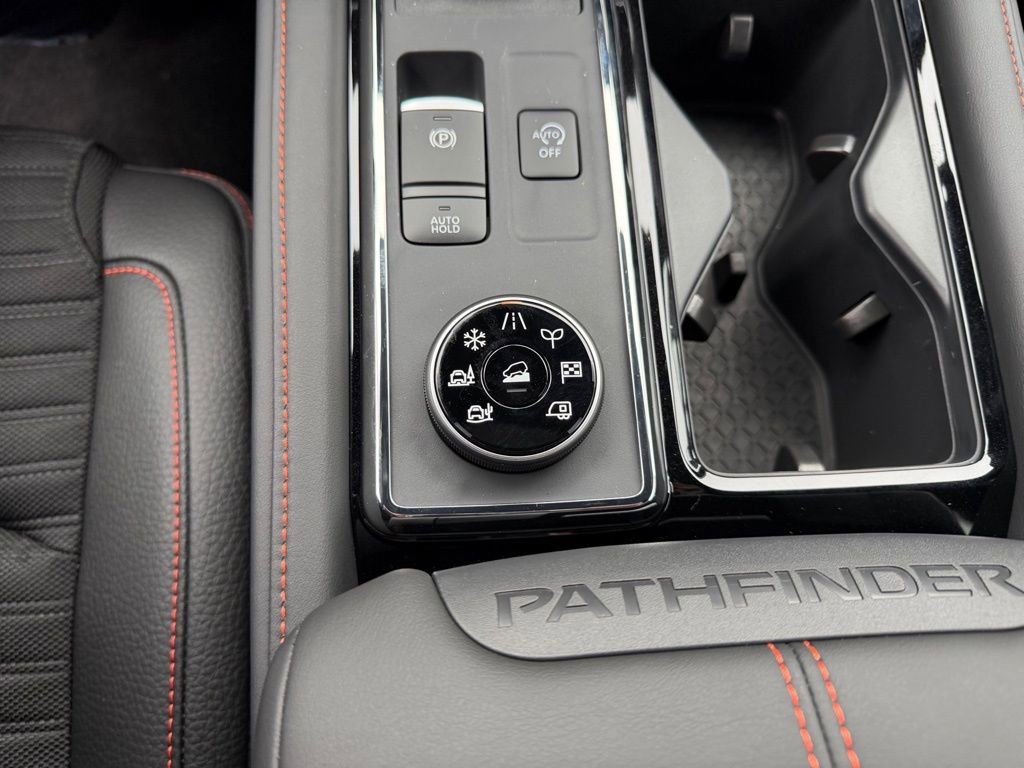 New 2026 Nissan Pathfinder Rock Creek w/ Rock Creek Premium Package image 31