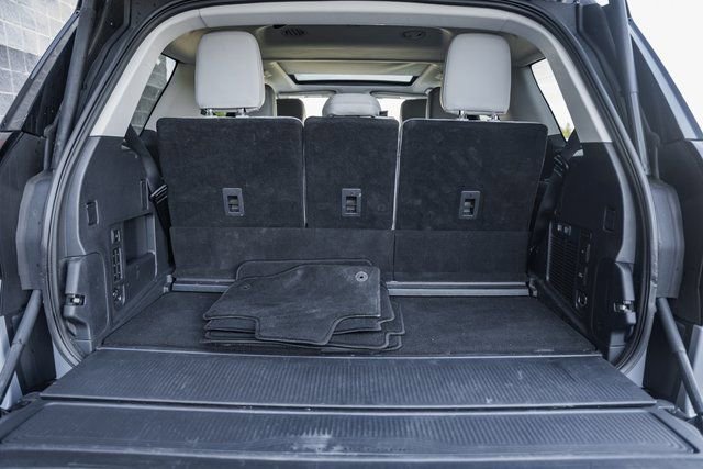 Used 2025 Ford Expedition Active image 15