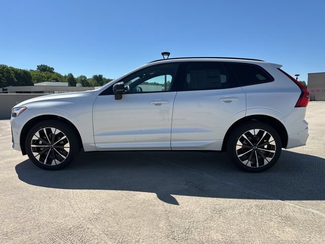 New 2026 Volvo XC60 B5 Plus w/ Protection Package Premier AWD/4WD image 4
