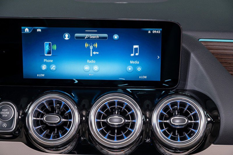 New 2026 Mercedes-Benz GLA 250 image 18