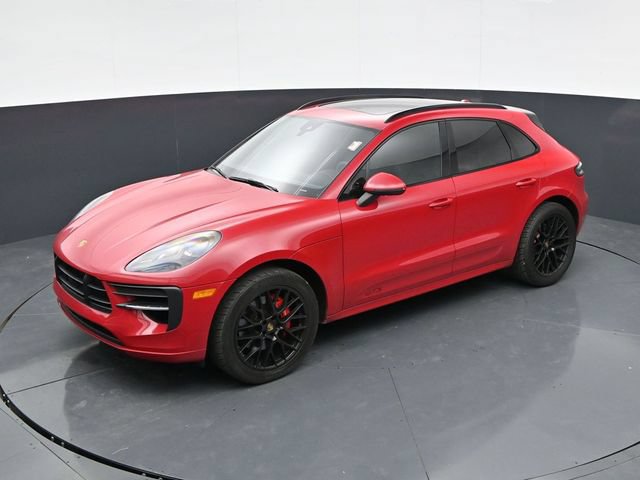Used 2021 Porsche Macan GTS w/ Sport Chrono Package AWD/4WD image 31
