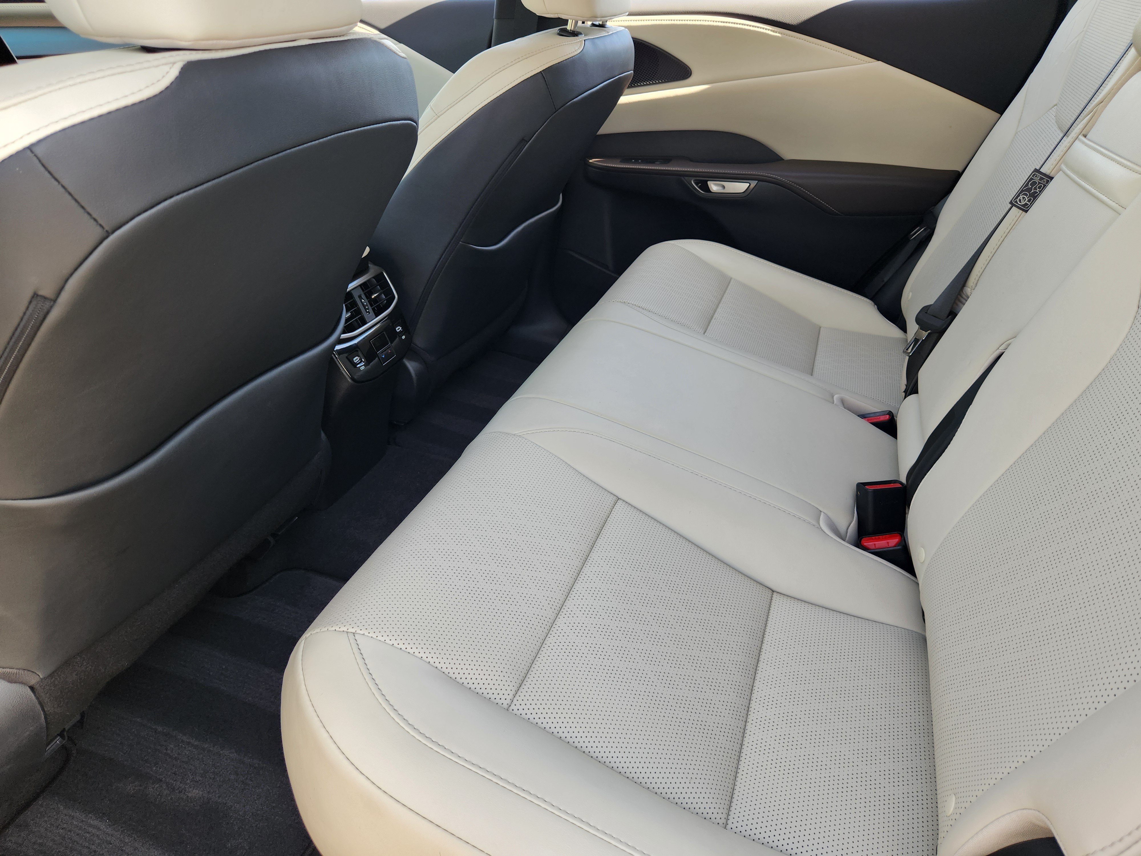 Used 2025 Lexus RX 350 Premium Plus w/ Convenience Package FWD image 25
