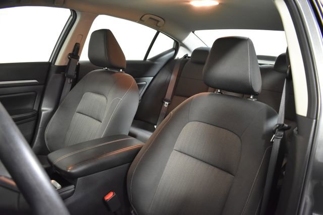 Certified 2023 Nissan Altima 2.5 SV image 10