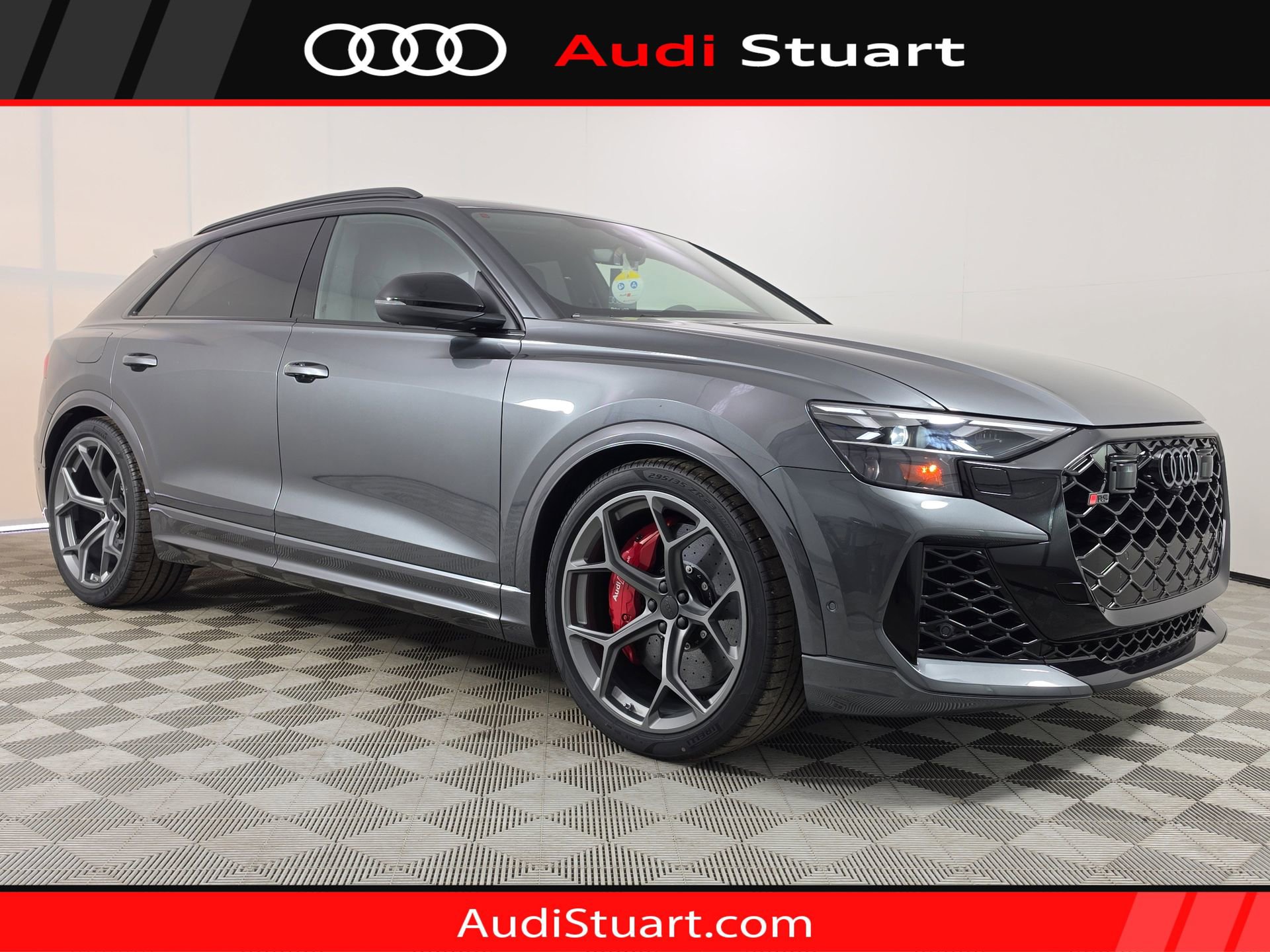 New 2026 Audi RS Q8 performance