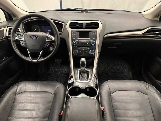Used 2014 Ford Fusion SE w/ Equipment Group 202A FWD image 7