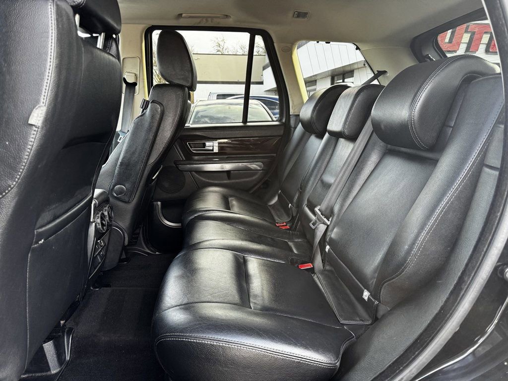 Used 2011 Land Rover Range Rover Sport HSE AWD/4WD image 17
