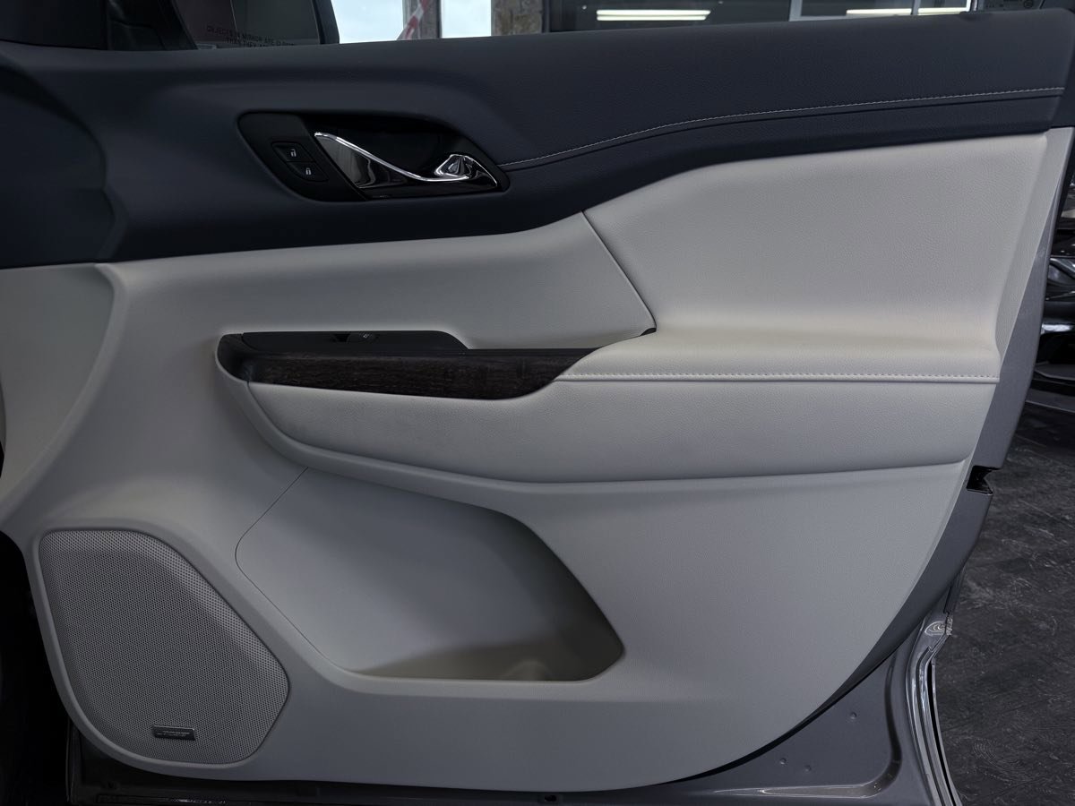 Used 2023 GMC Acadia Denali w/ Denali Ultimate Package image 36