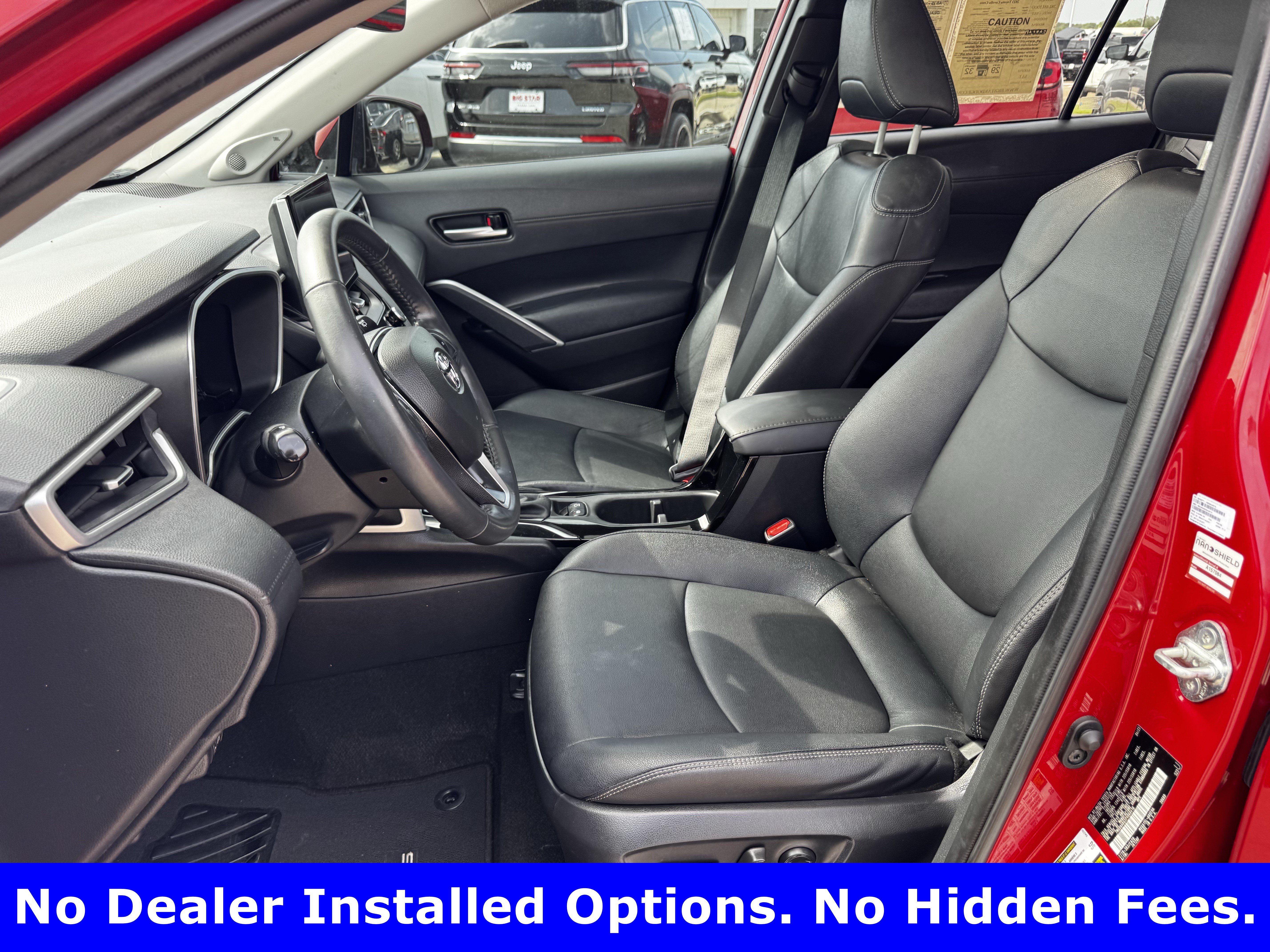 Used 2023 Toyota Corolla Cross XLE w/ Convenience Package AWD/4WD image 28