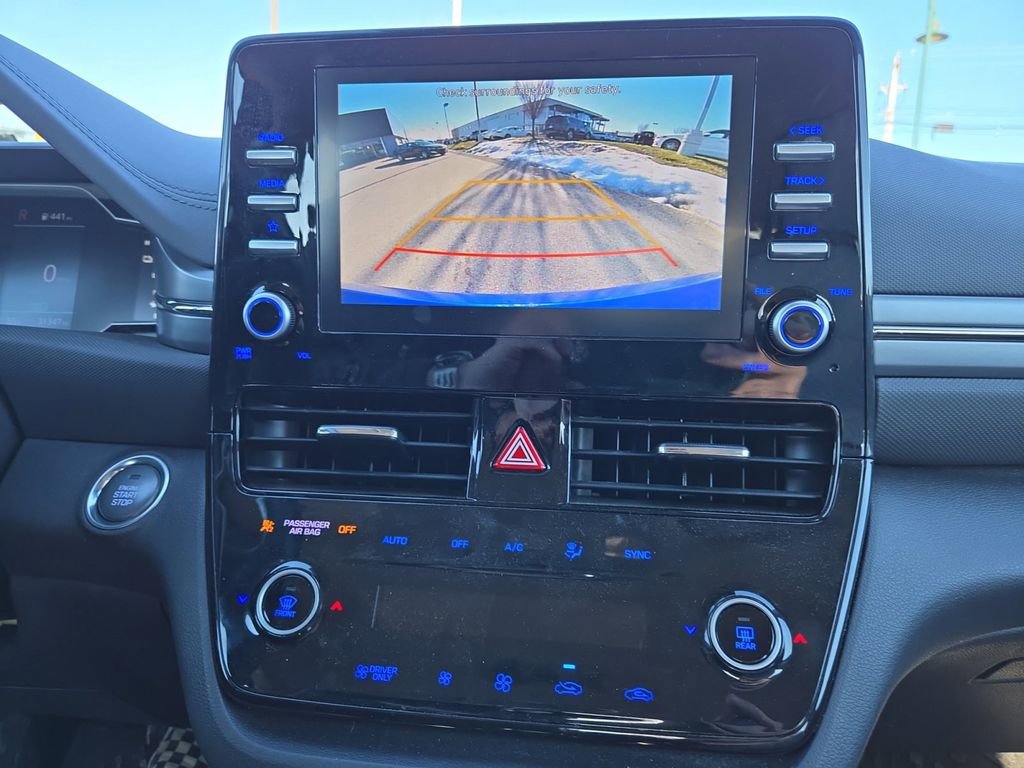 Used 2022 Hyundai Ioniq SE image 18